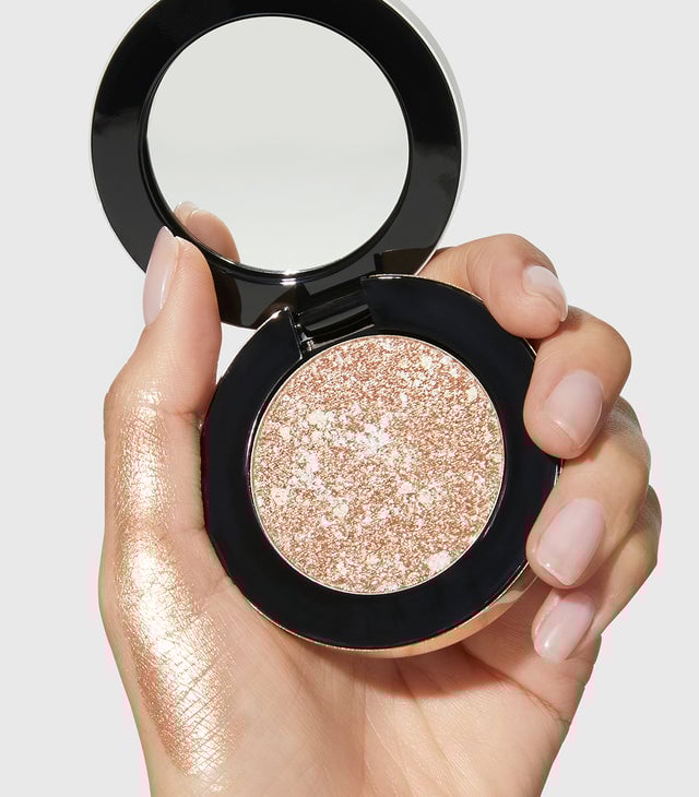 🎨💫 Multicolor Metallic Eyeshadow – Buildable. shimmering metallic eyeshadow